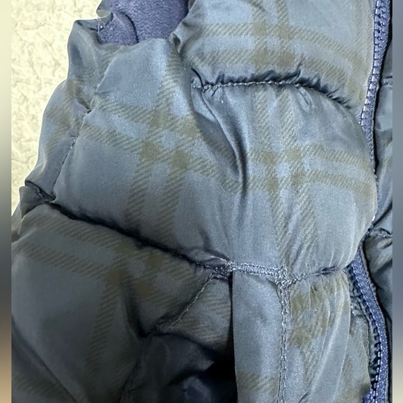 Toddler Boys 2T ** OLD NAVY FROST FREE ** Navy Blue Plaid Snow Vest - Picture 2 of 3